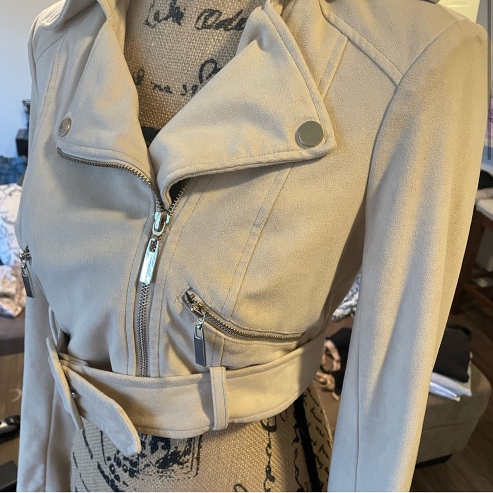 bebe Cropped Beige Suede Belted Moto Jacket